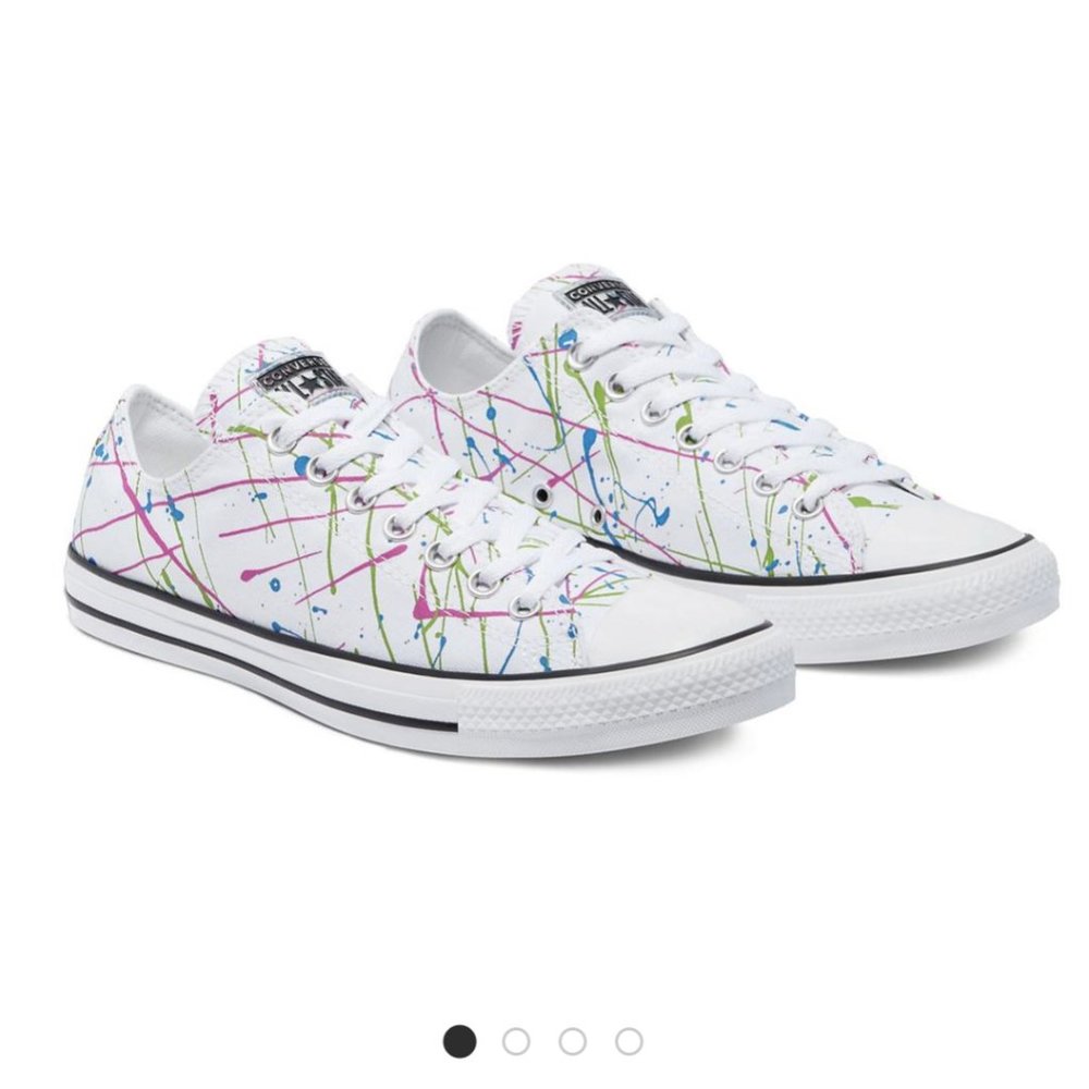 Converse size 9M - 10.5W